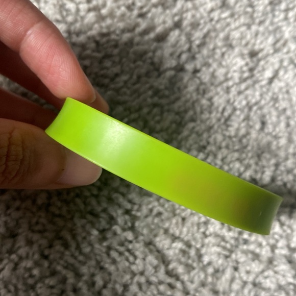 Bright green “Commitment to Graduate” silicone bracelet - Picture 6 of 15